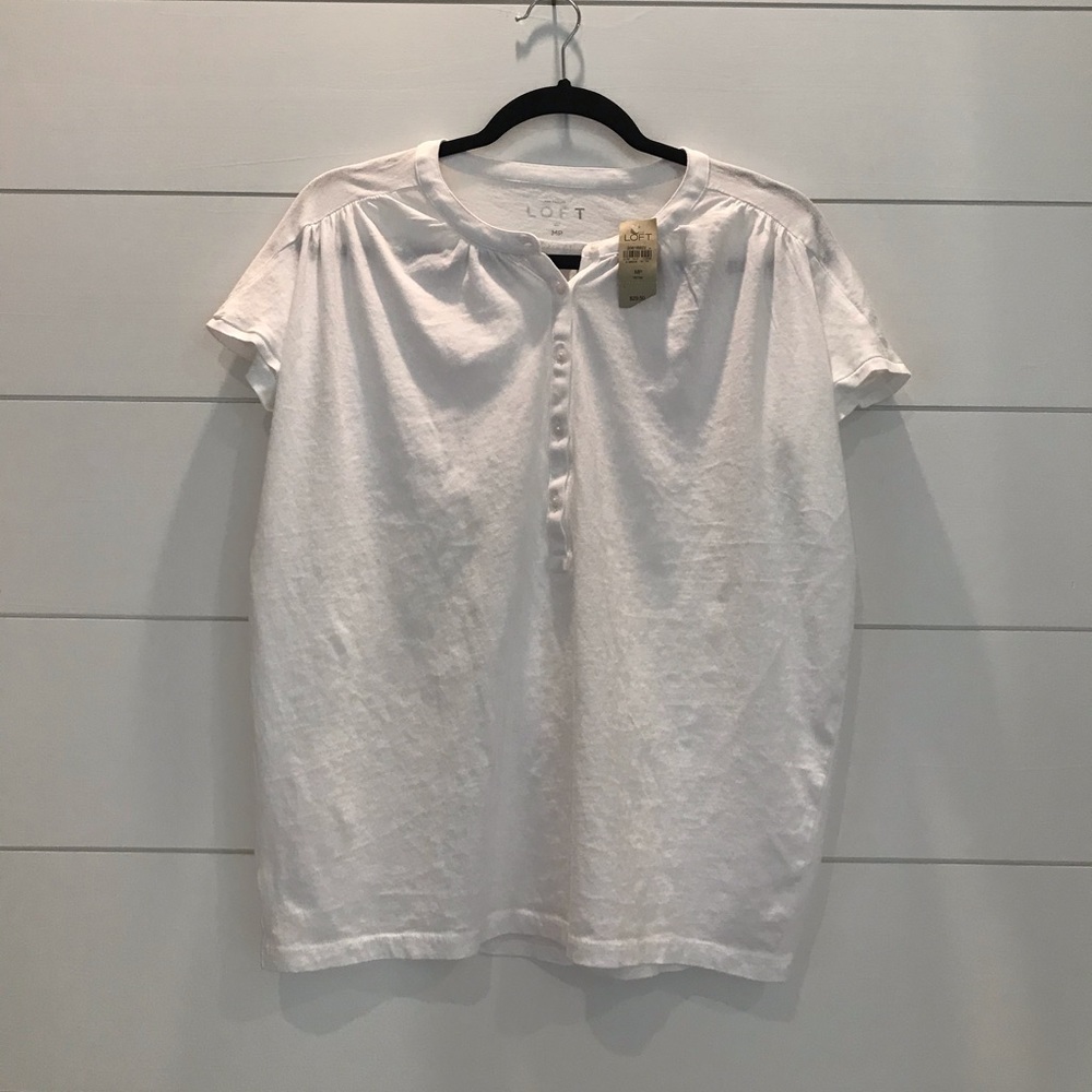 NWT. Loft white tee.